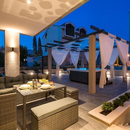 Family Apartment Dubrovnik - Private Jacuzzi Terrace, Private Parking Zewnętrze zdjęcie