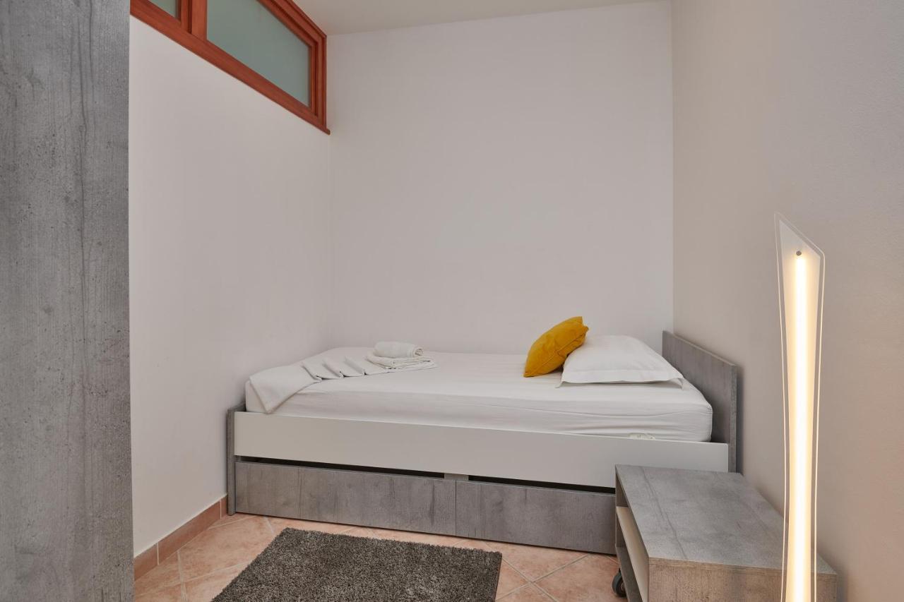 Family Apartment Dubrovnik - Private Jacuzzi Terrace, Private Parking Zewnętrze zdjęcie