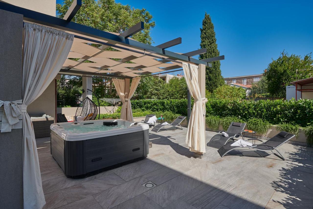 Family Apartment Dubrovnik - Private Jacuzzi Terrace, Private Parking Zewnętrze zdjęcie