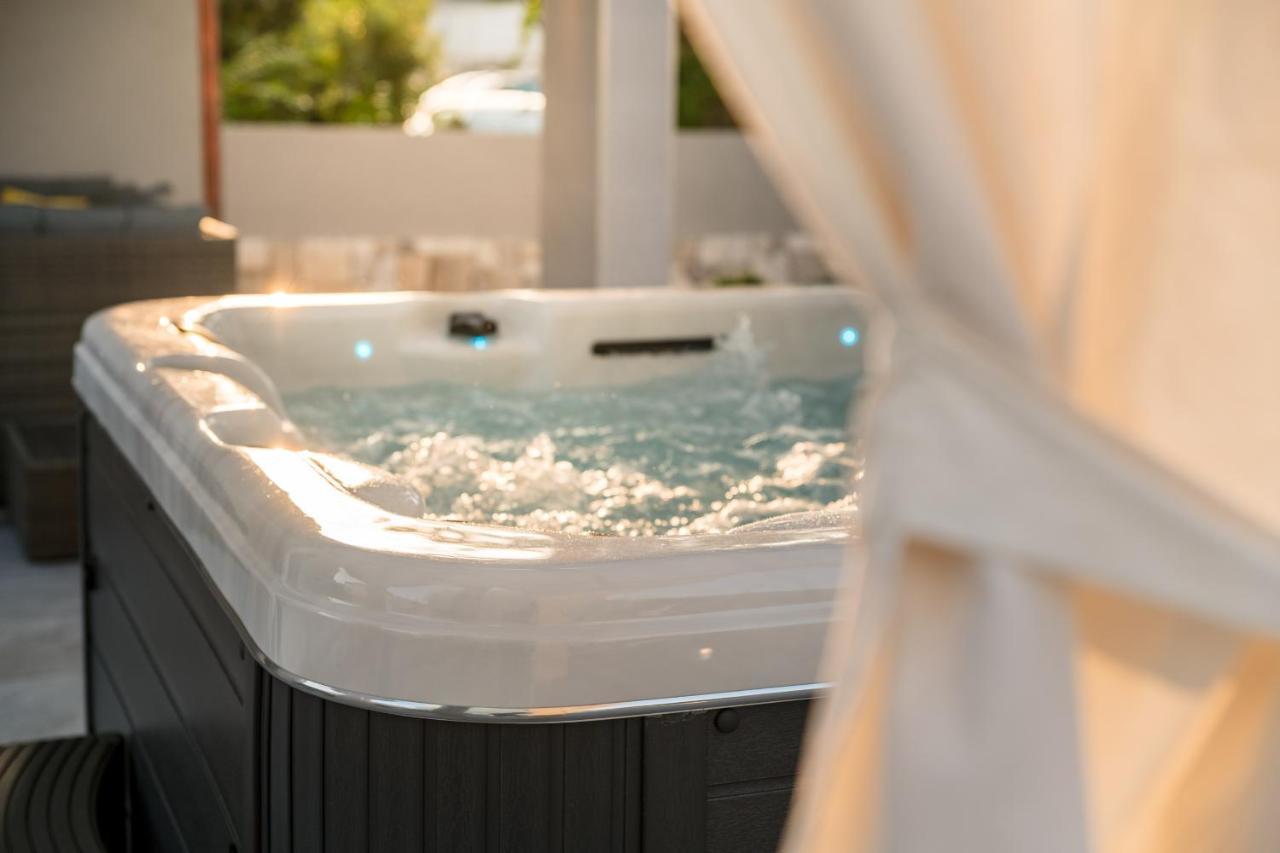 Family Apartment Dubrovnik - Private Jacuzzi Terrace, Private Parking Zewnętrze zdjęcie