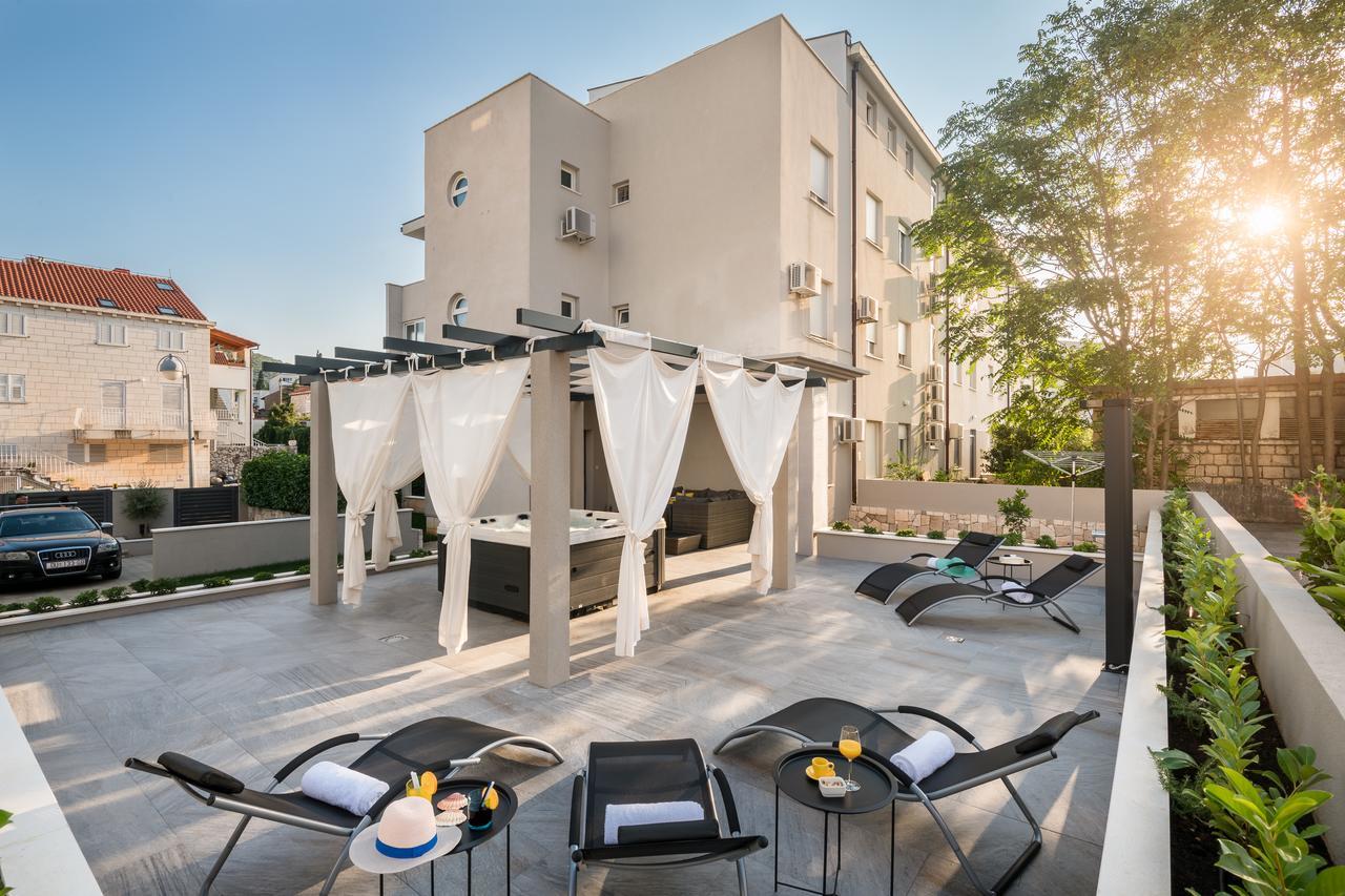 Family Apartment Dubrovnik - Private Jacuzzi Terrace, Private Parking Zewnętrze zdjęcie